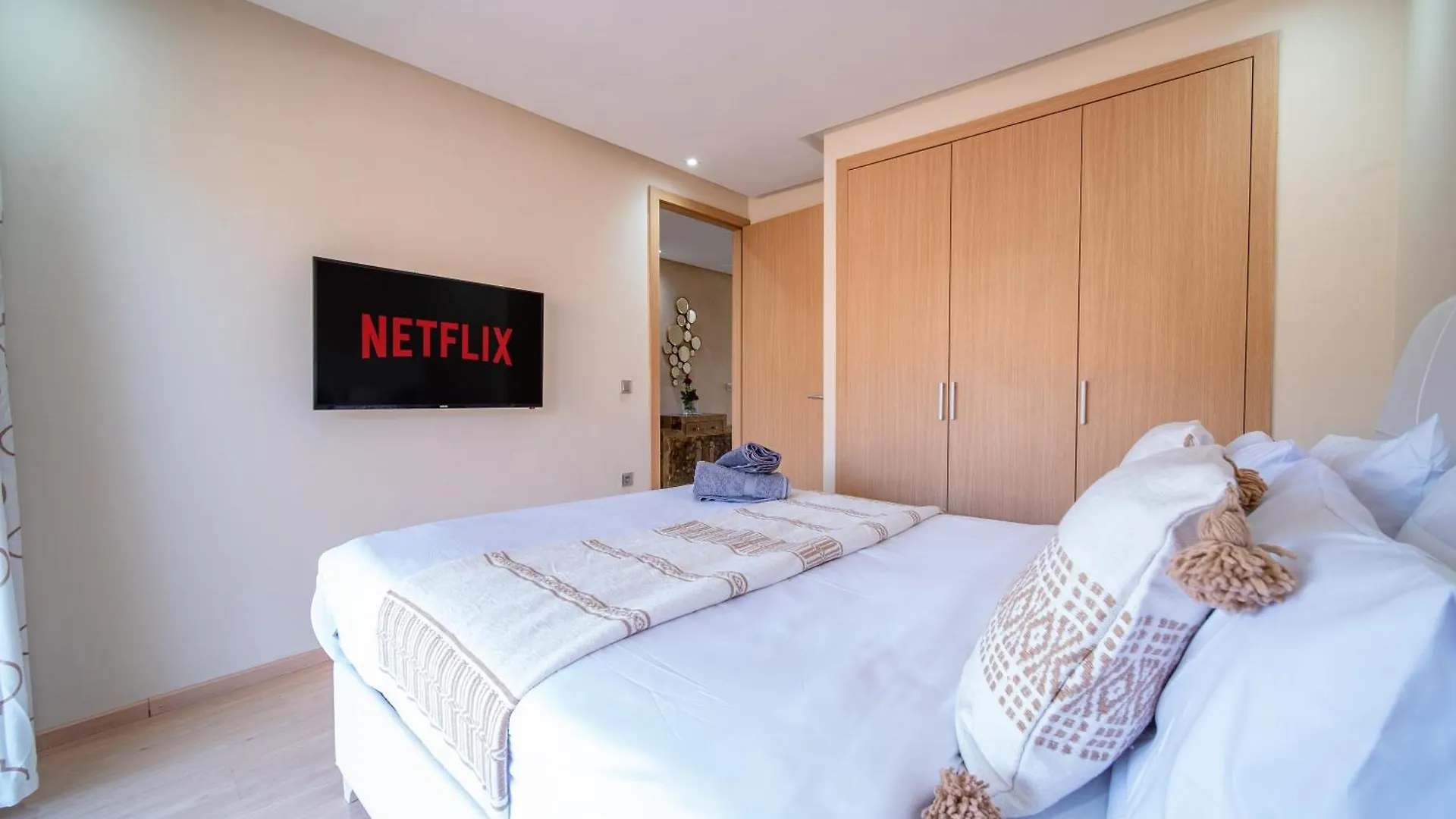 Jacuzzi Charming Luxury Xl Apartment-Avenue M6 Marrakesh Apartment